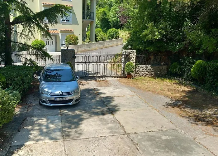 Vukelic * Crikvenica